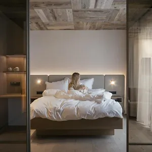 alpvita-piz-tasna.ischgl-hotels.net/