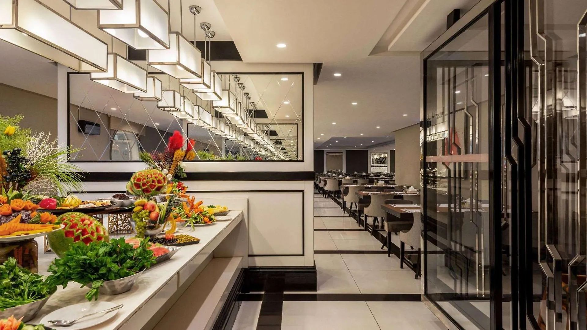 ****  Ramada By Wyndham Makkah Zad Al Rawda Otel Mekke Suudi Arabistan